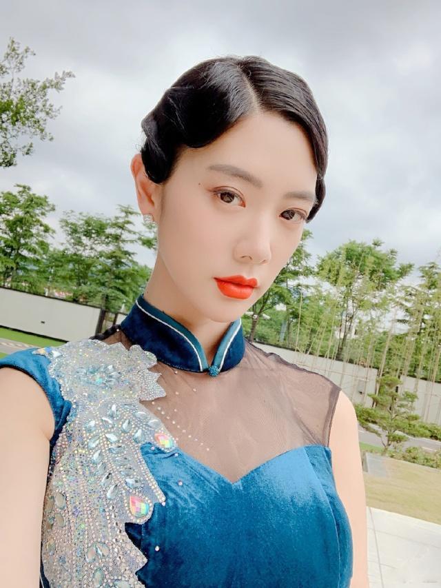 霓虹之影